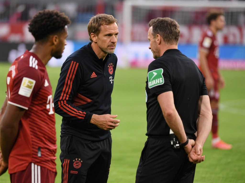 超37万球迷投票，82%支持图赫尔离任